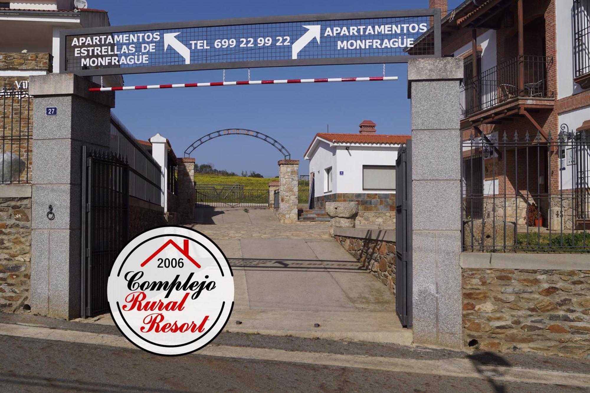 Apartamentos Estrellas De Monfraguee Torrejón el Rubio Exteriér fotografie