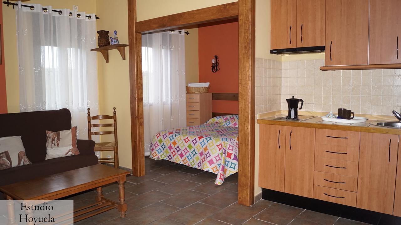 Apartamentos Estrellas De Monfraguee Torrejón el Rubio Exteriér fotografie